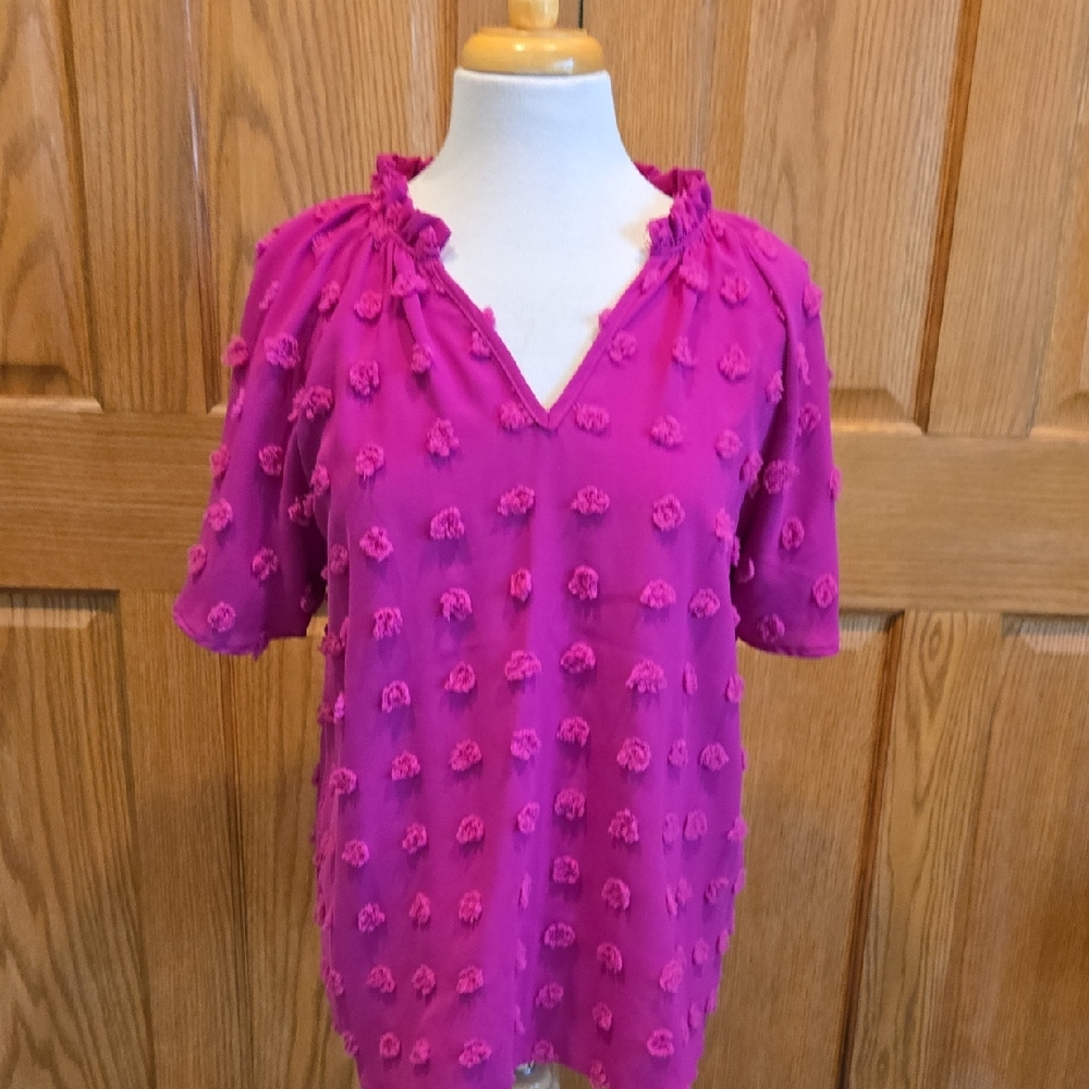 Textured Pom-Pom V‑Neck Tunic in Fuchsia